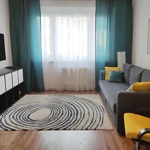 Apartment Schöne 2-zimmer-parterre Wf 