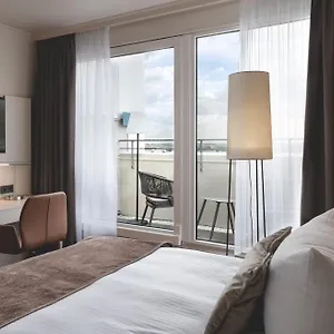 Leonardo Center Otel